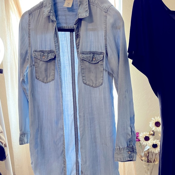 DRESS SALE $10 DAY Denim button up dress - Picture 4 of 6